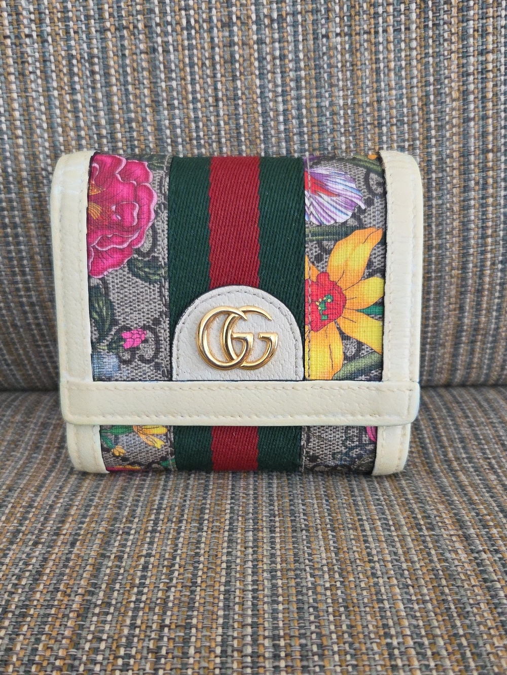 Gucci Flora Ophidia Supreme Wallet in Ivory with Green/Red Web